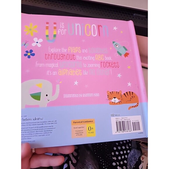 U Is for Unicorn Board Books Make Believe Ideas Ltd A Touch Feel Alphabet Book - Picture 7 of 7